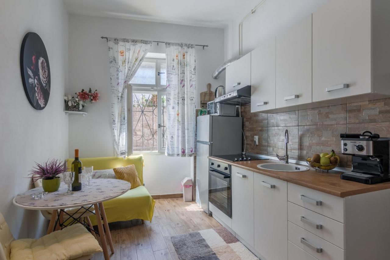 Apartment Ljube Póla Kültér fotó