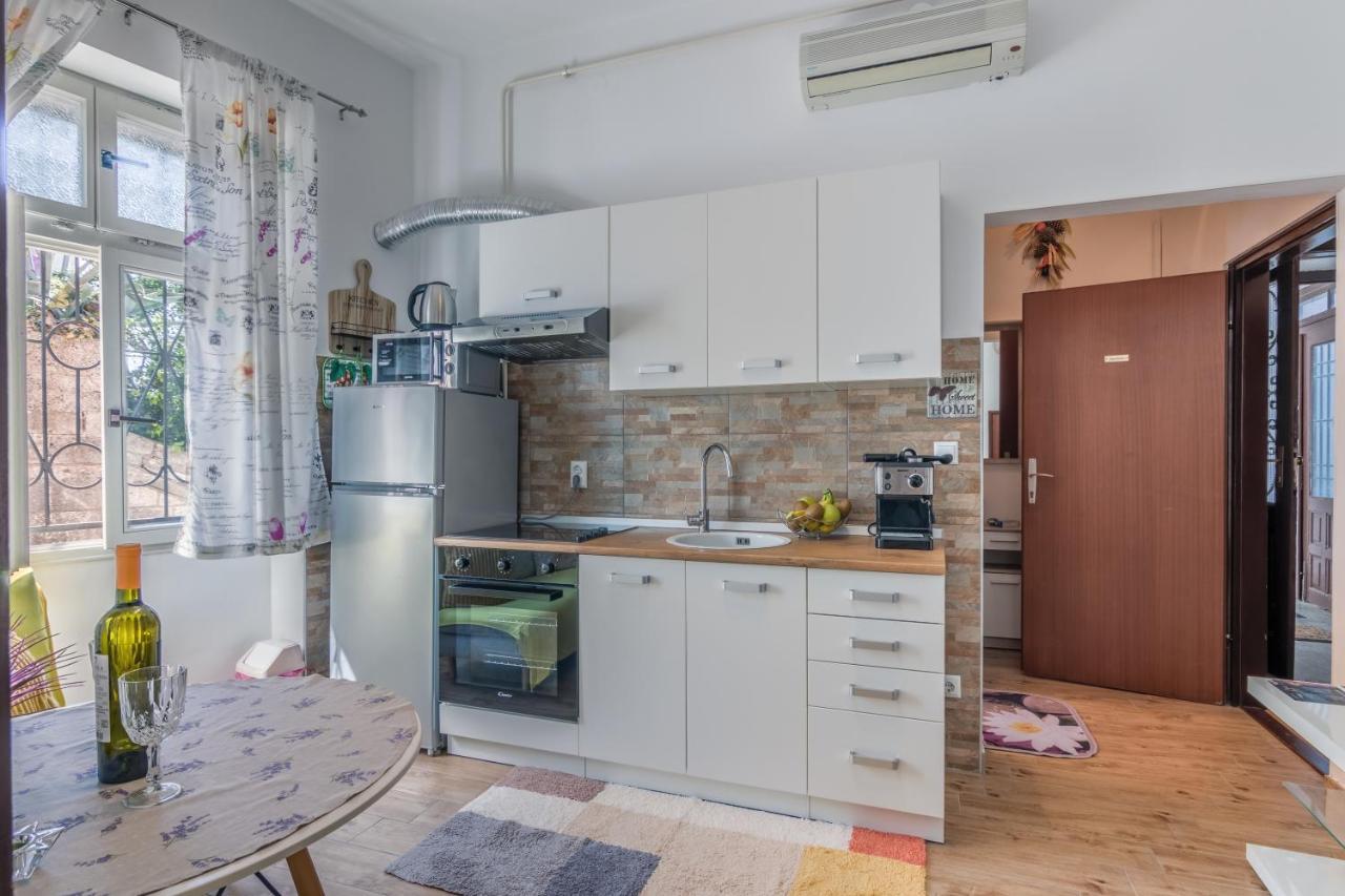 Apartment Ljube Póla Kültér fotó
